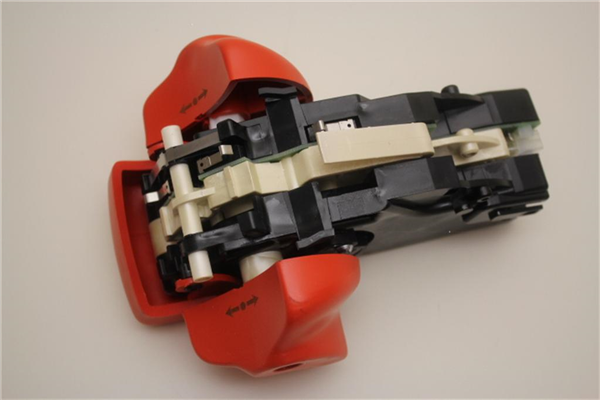 3095404000 Yön konsolu